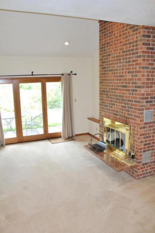 2.Living Room