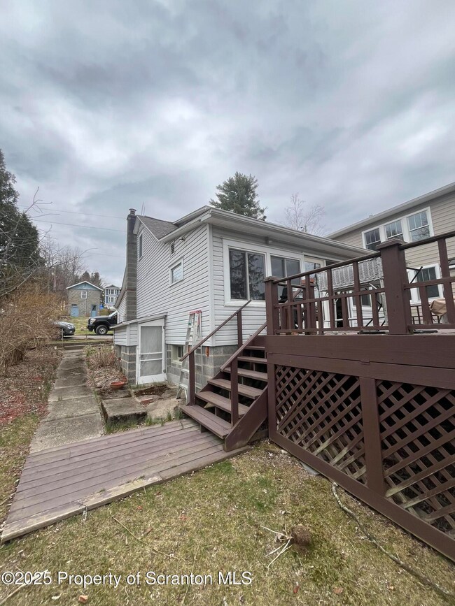 252 Baylor Rd unit T-561, Nicholson, PA 18446 - photo 2