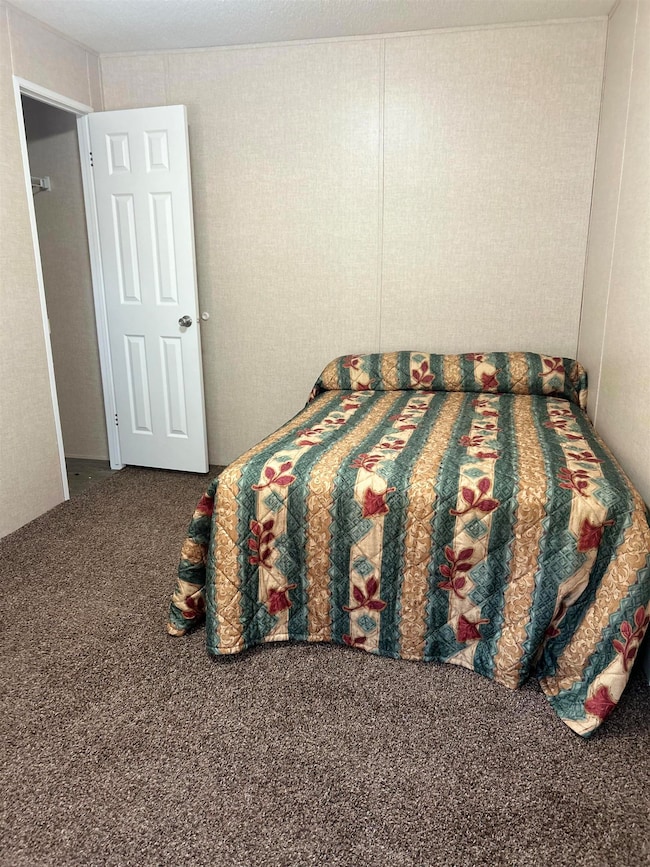 207 Navajo St, Satsuma, FL 32189 - photo 6