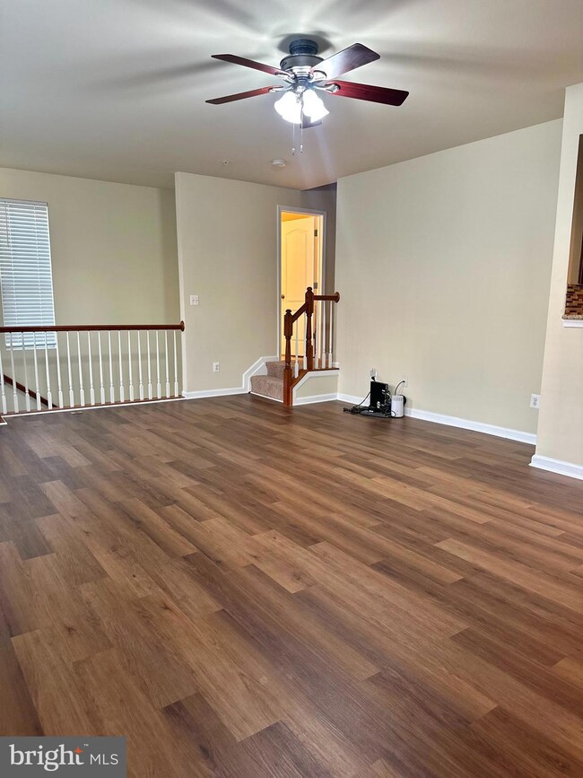 23208 Shaws Tavern Ct unit 2228, Clarksburg, MD 20871 - photo 5