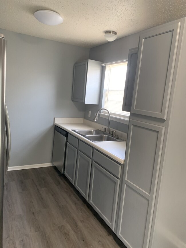 967 Gulf Shore Blvd, Kokomo, IN 46902 - photo 7