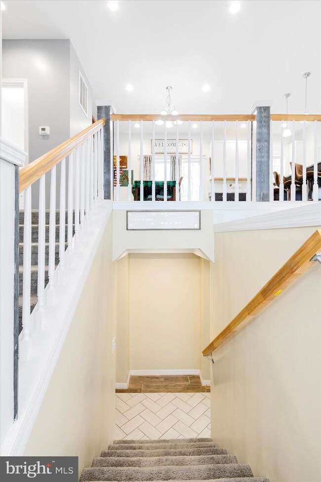 1359 Henshaw Rd, Bunker Hill, WV 25413 - photo 7