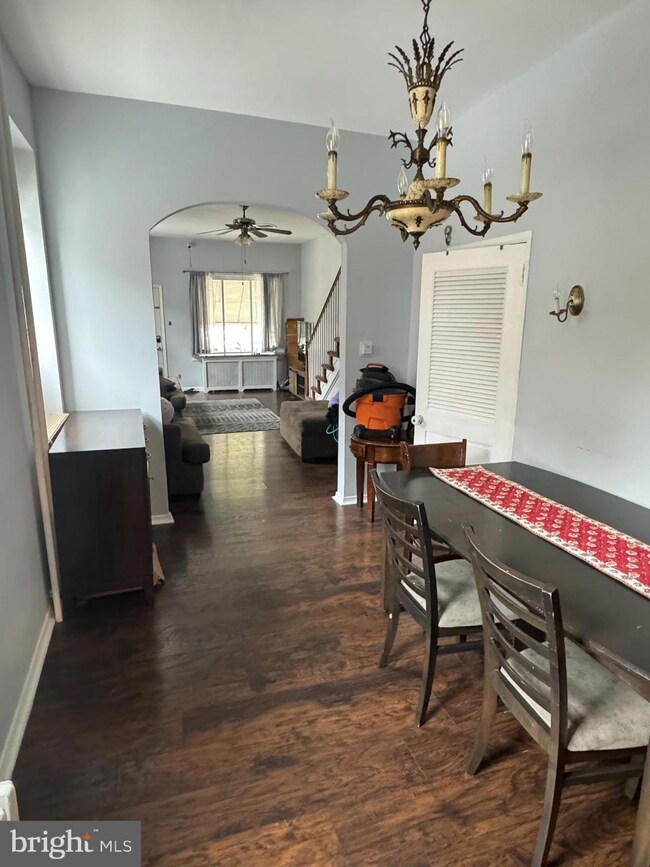 7909 Craig St, Philadelphia, PA 19136 - photo 2