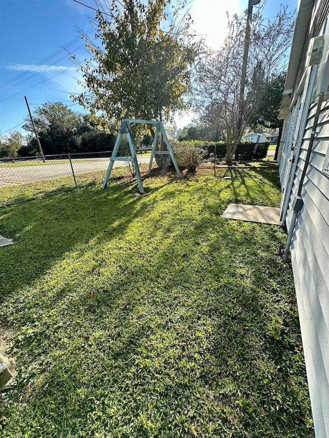 1569 W Main St, Schriever, LA 70395 - photo 3