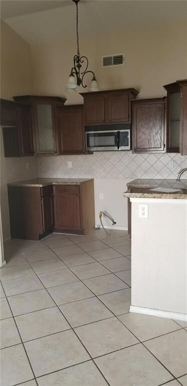 14399 Desert Sage Dr, Horizon City, TX 79928 - photo 4