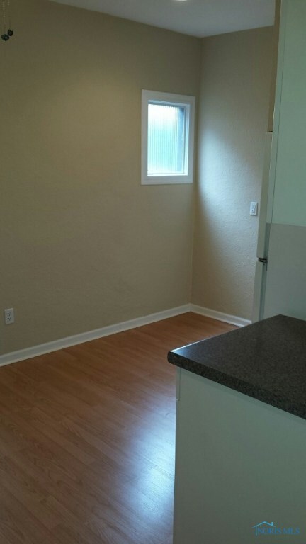 Upper Kitchen Eating area