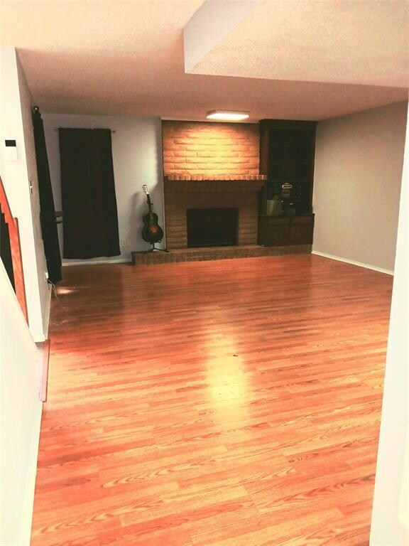 2907 Oak Shadows Cir, Bedford, TX 76021 - photo 2