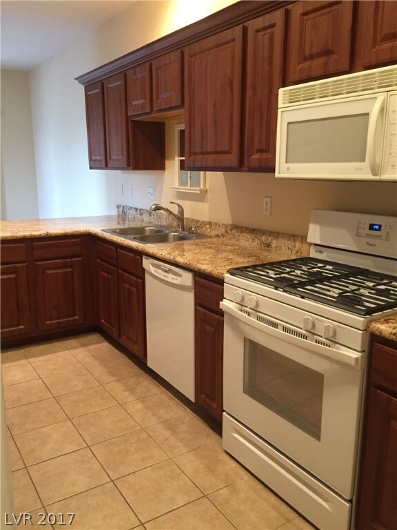 10241 Rolling Tree St unit n/a, Las Vegas, NV 89183 - photo 5