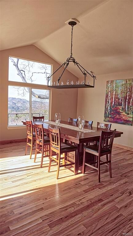 Dining room with expansive views