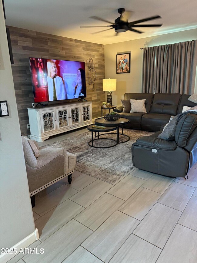 10622 W Crown King Rd, Tolleson, AZ 85353 - photo 4