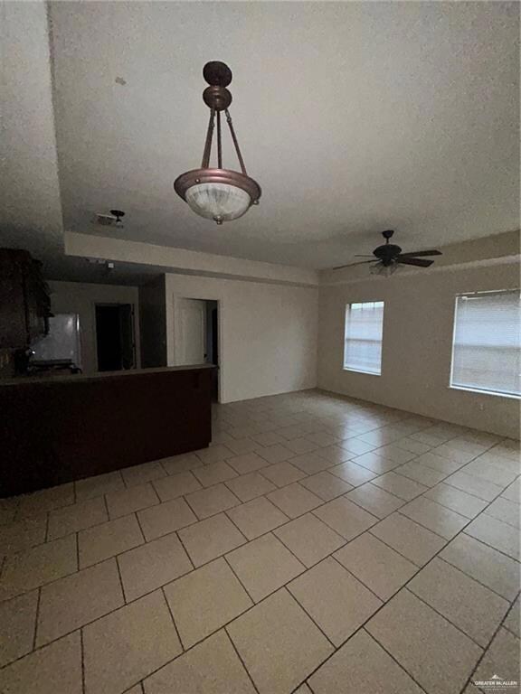 702 Jade St unit B, Edinburg, TX 78541 - photo 2