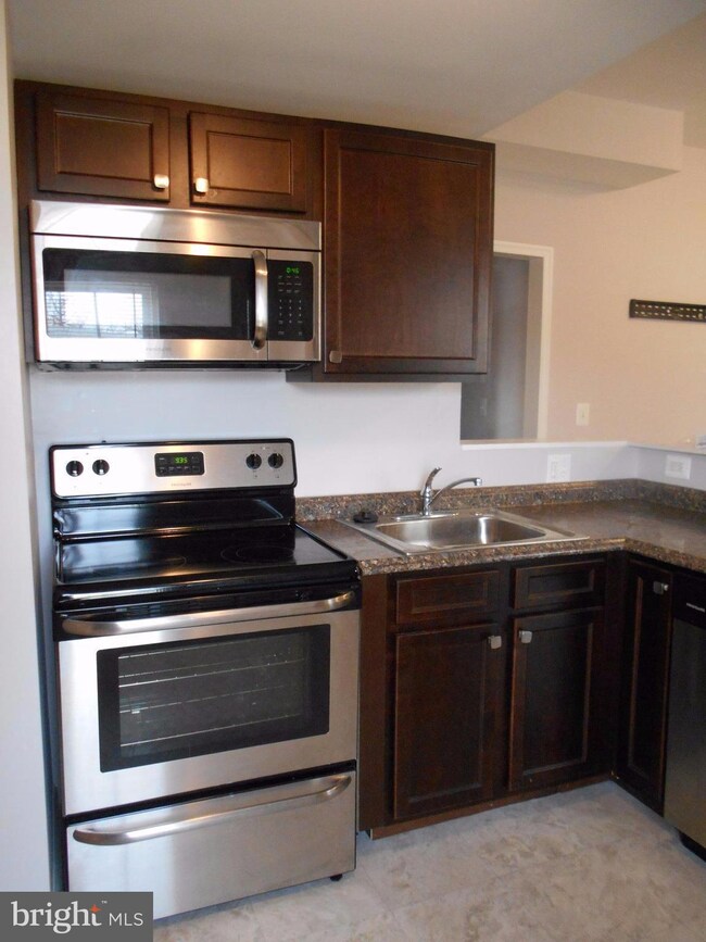 123 2nd St unit 1, Laurel, MD 20707 - photo 5