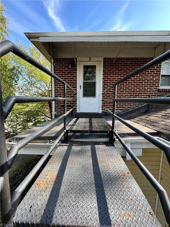 1517 W 1st St unit 3, Winston Salem, NC 27104 - photo 3