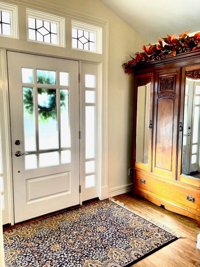 307 Rose St, Fredericksburg, TX 78624 - photo 4