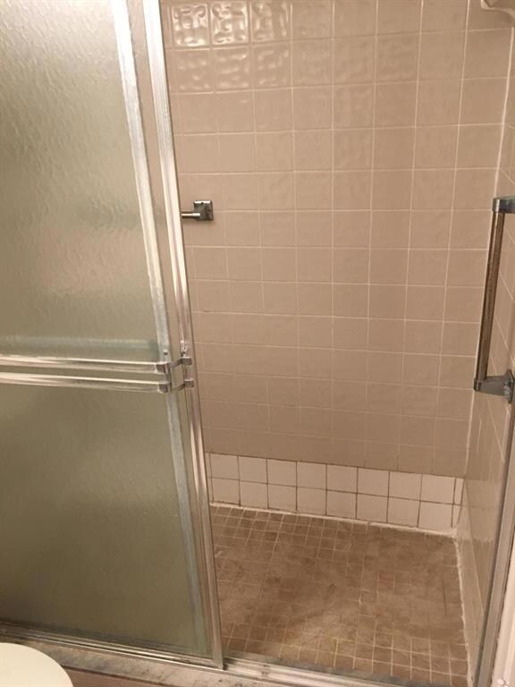 81FC7B17-1D6D-4679-BD3E-58456BCB0043