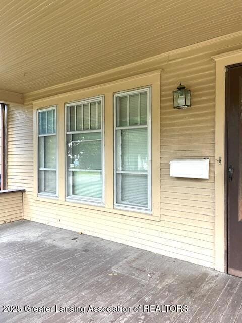 301 Allen St, Lansing, MI 48912 - photo 4