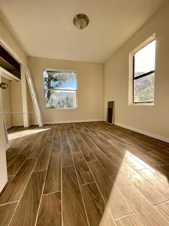 1030 18th St unit B, West Palm Beach, FL 33407 - photo 3