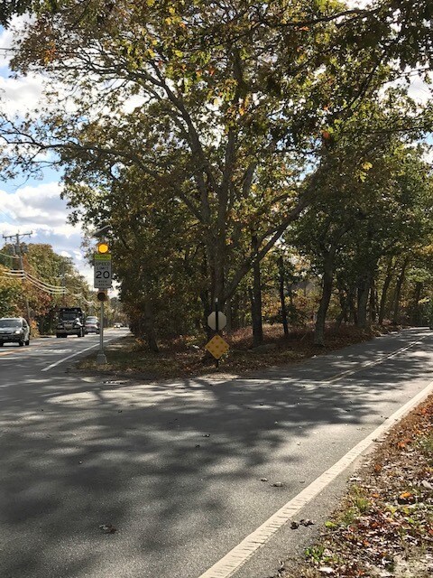 8 Indian Hill Rd, West Tisbury, MA 02568 - photo 2