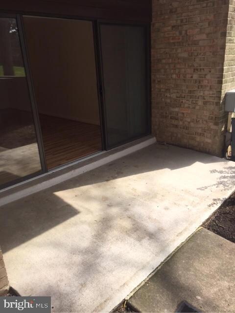 2004 Colts Neck Rd unit 2A, Reston, VA 20191 - photo 4