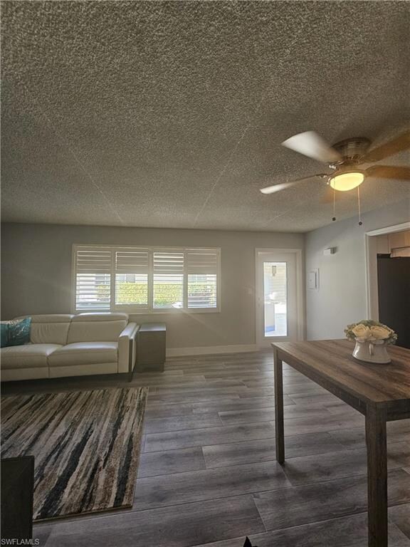 548 Broad Ave S unit 548, Naples, FL 34102 - photo 5