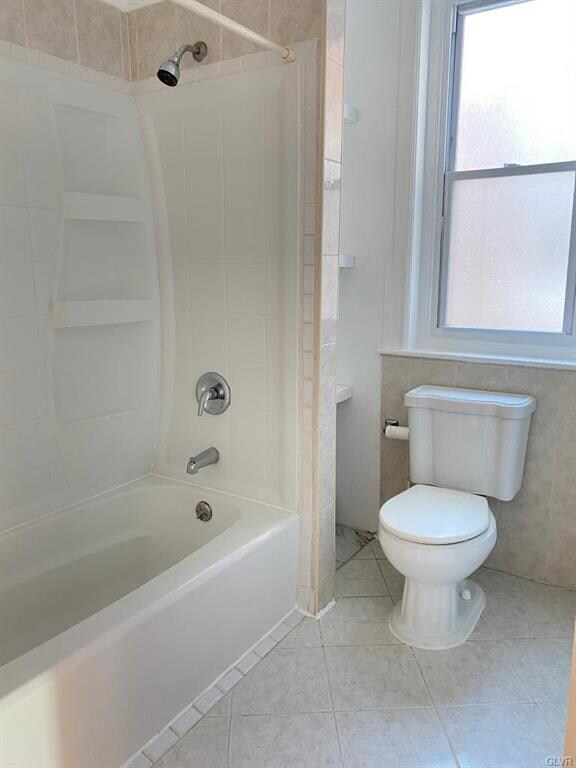 625 W Tilghman St, Allentown, PA 18102 - photo 2