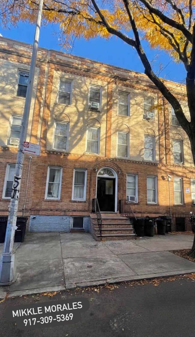 4125 52nd St, Flushing, NY 11377 - photo 3