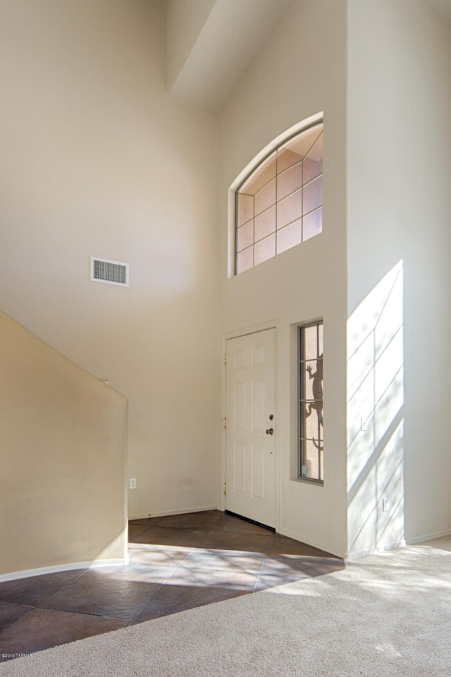 004_Vaulted Ceilings