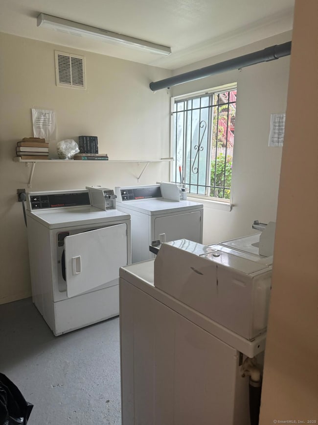 25 Saint Stephen St, Bridgeport, CT 06610 - photo 6