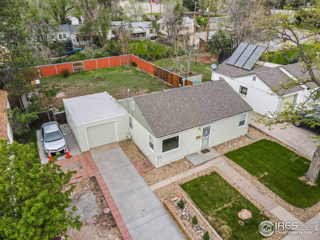 New landscaping in the front yard, new sprinkler system, new fence, new driveway!