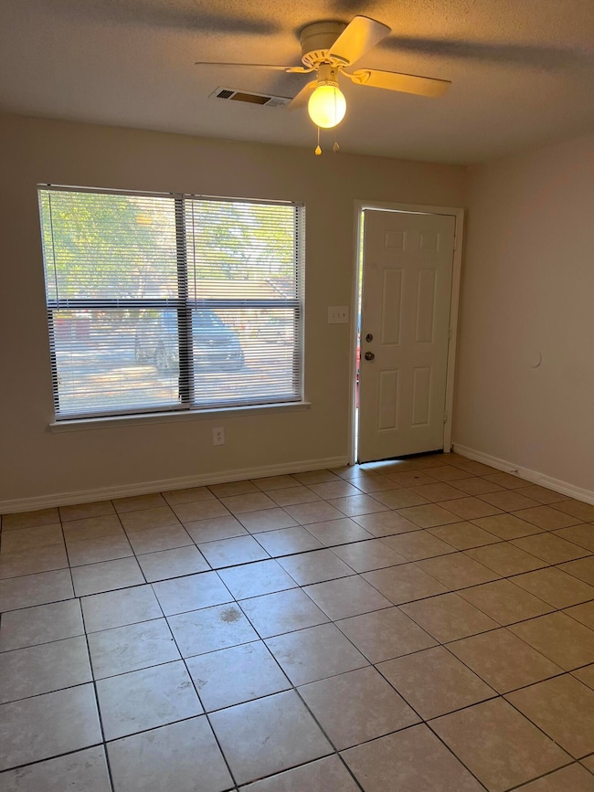 122 Lake St, Crestview, FL 32539 - photo 5