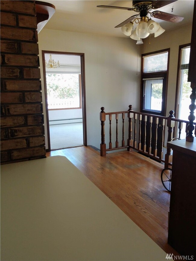 934 E Mcleod Rd, Bellingham, WA 98226 - photo 6