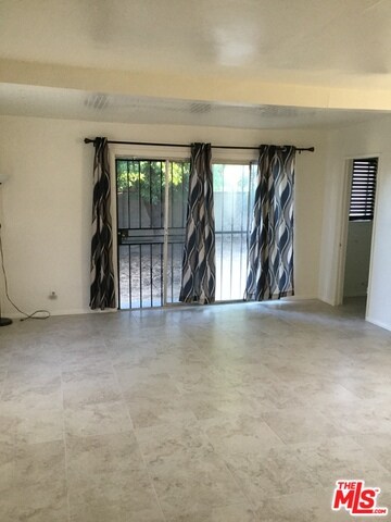 918 E 118th Dr, Los Angeles, CA 90059 - photo 6