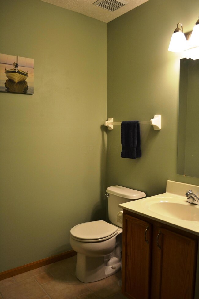1/2 bath