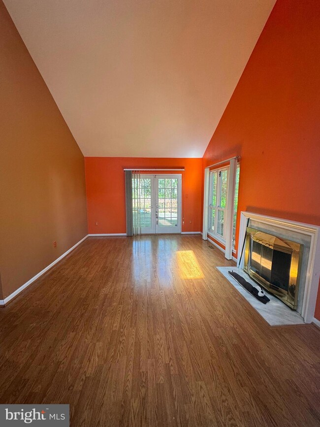 1458 Casino Cir, Silver Spring, MD 20906 - photo 3