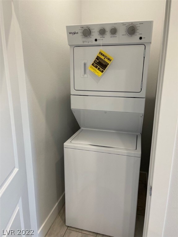 6426 Spring Jog St, Las Vegas, NV 89166 - photo 7