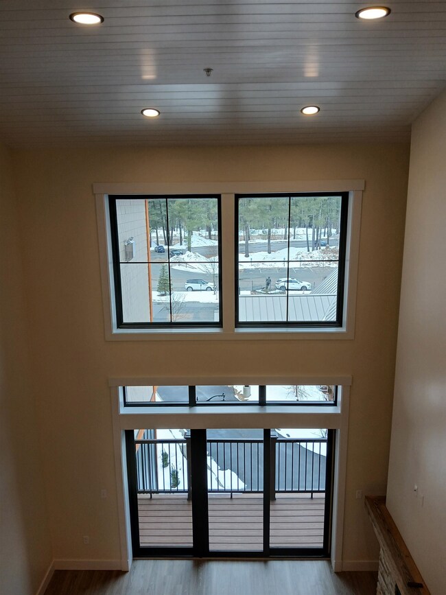 239 Skimobile Rd unit 306, Conway, NH 03860 - photo 6