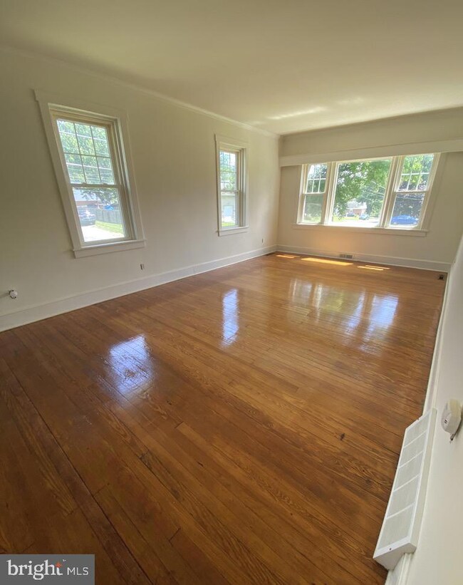 4 Princeton Ave, Claymont, DE 19703 - photo 3