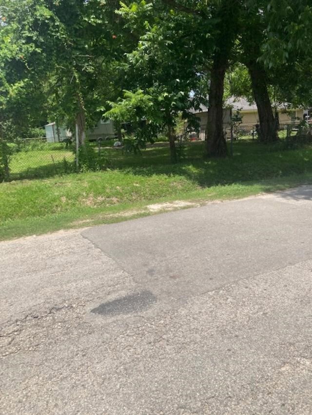 2502 Mayview Dr, Houston, TX 77091 - photo 6