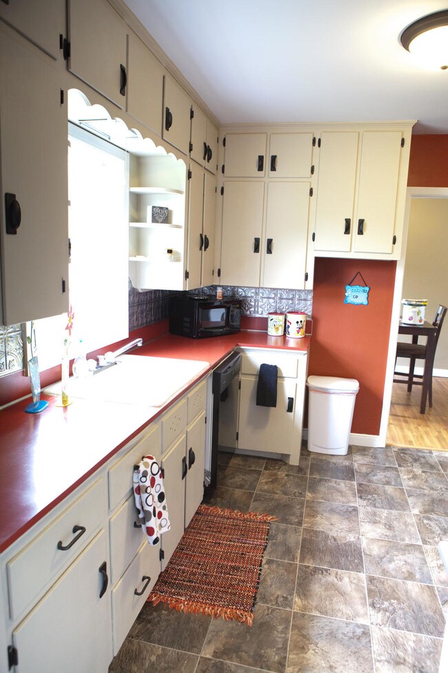 1513 Oak Street-9