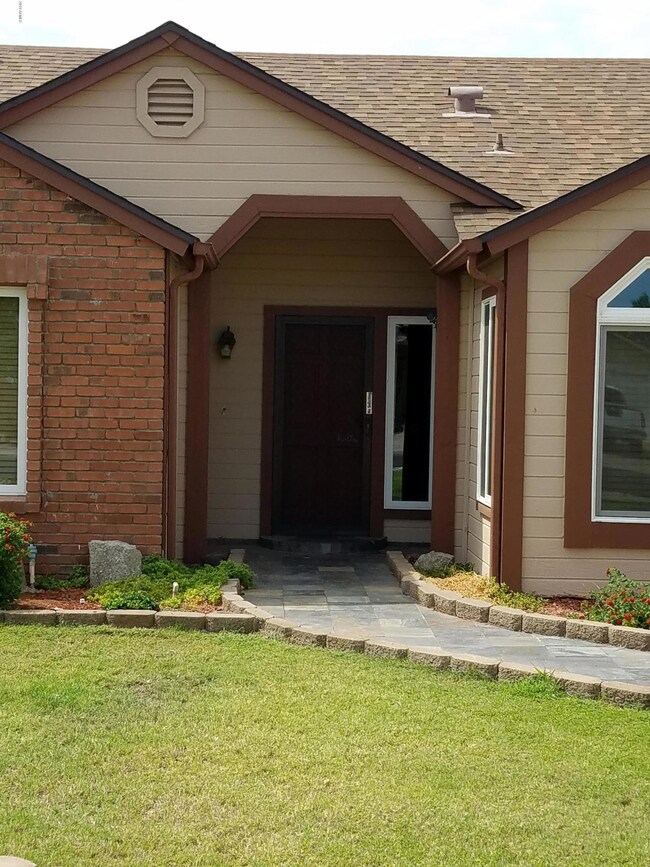 6709 E Ivy St, Mesa, AZ 85205 - photo 3