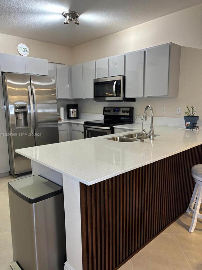 3310 Palomino Dr unit 6246, Hollywood, FL 33024 - photo 5