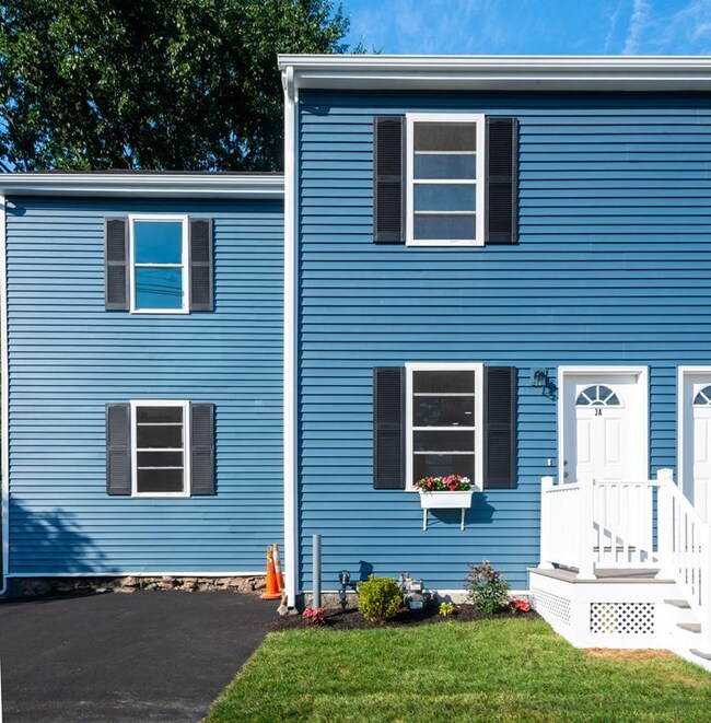 3 County St unit A, Peabody, MA 01960 - photo 4