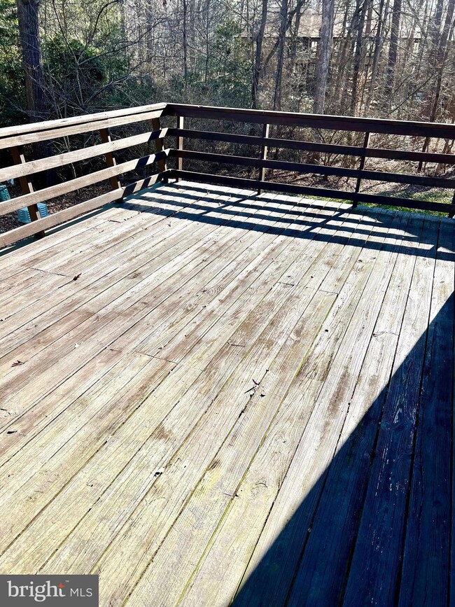 23326 Red Oak Ct, California, MD 20619 - photo 6