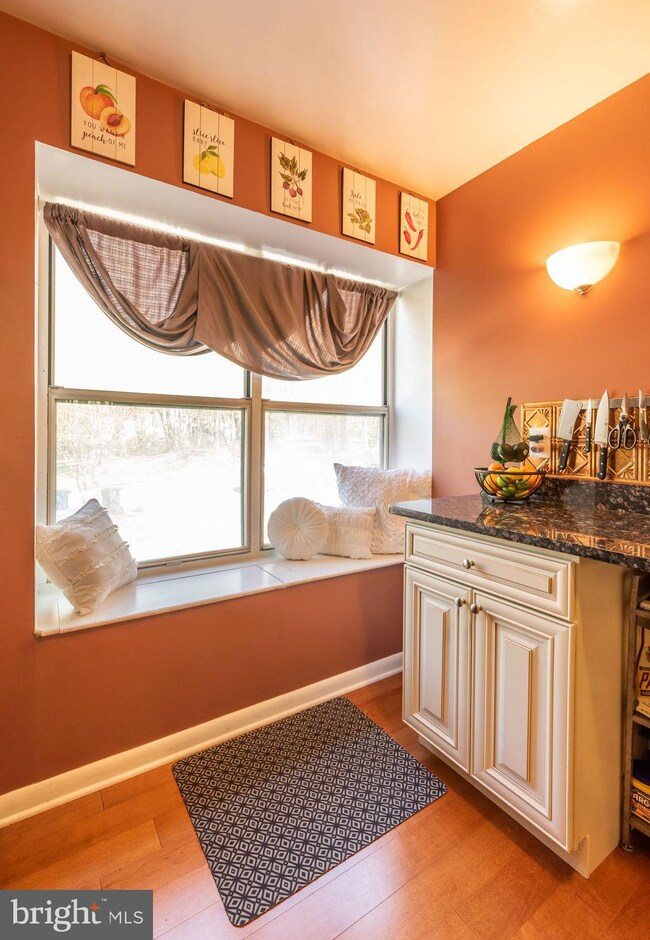 11526 Summer Oak Dr, Germantown, MD 20874 - photo 6