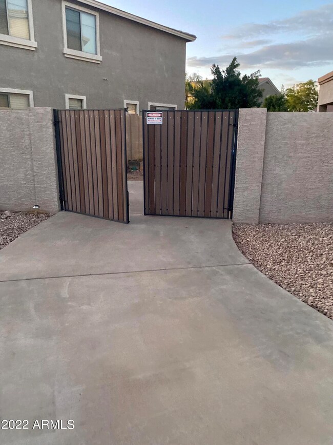 Large RV Gate with Side Driveway