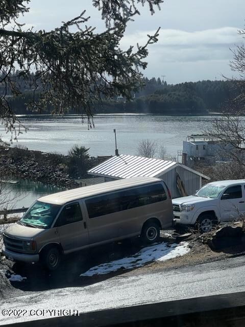 302 Cope St, Kodiak, AK 99615 - photo 5