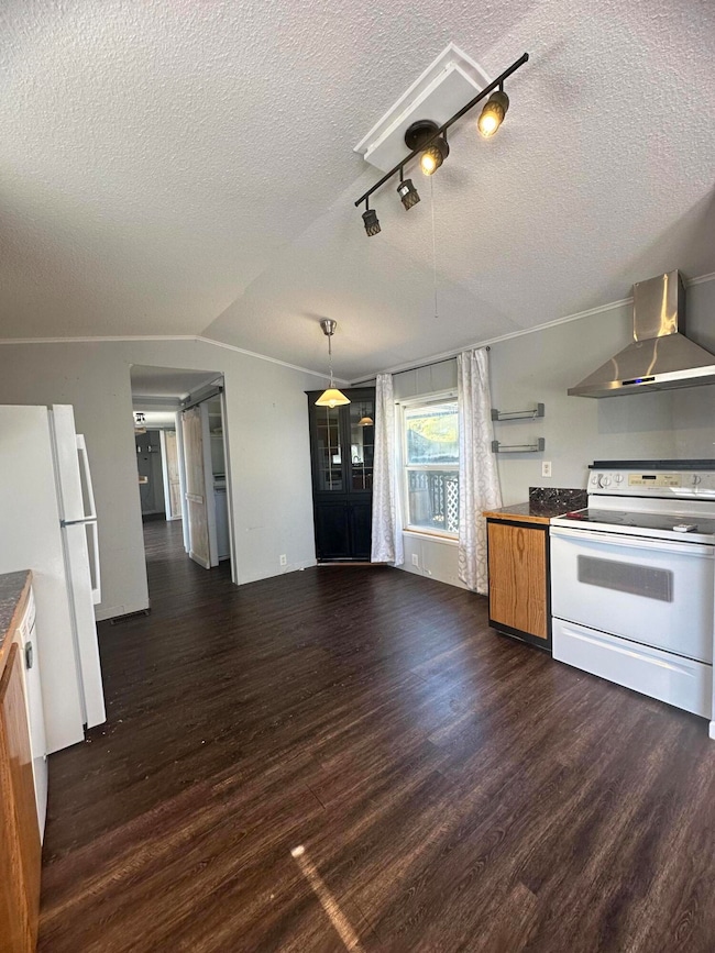 346 SW Dover Ln unit 1, Metolius, OR 97741 - photo 5