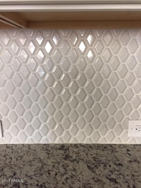 272 Kitchen Backsplash