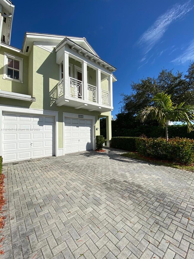 10701 NW 75th Terrace, Doral, FL 33178 - photo 4