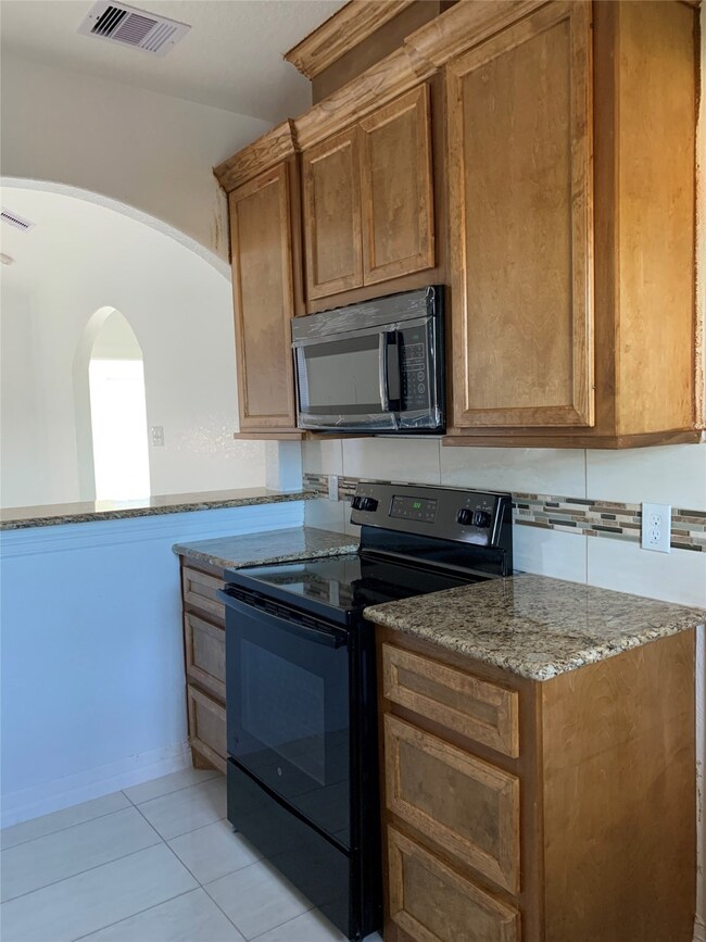 13803 Renault St, Houston, TX 77015 - photo 6